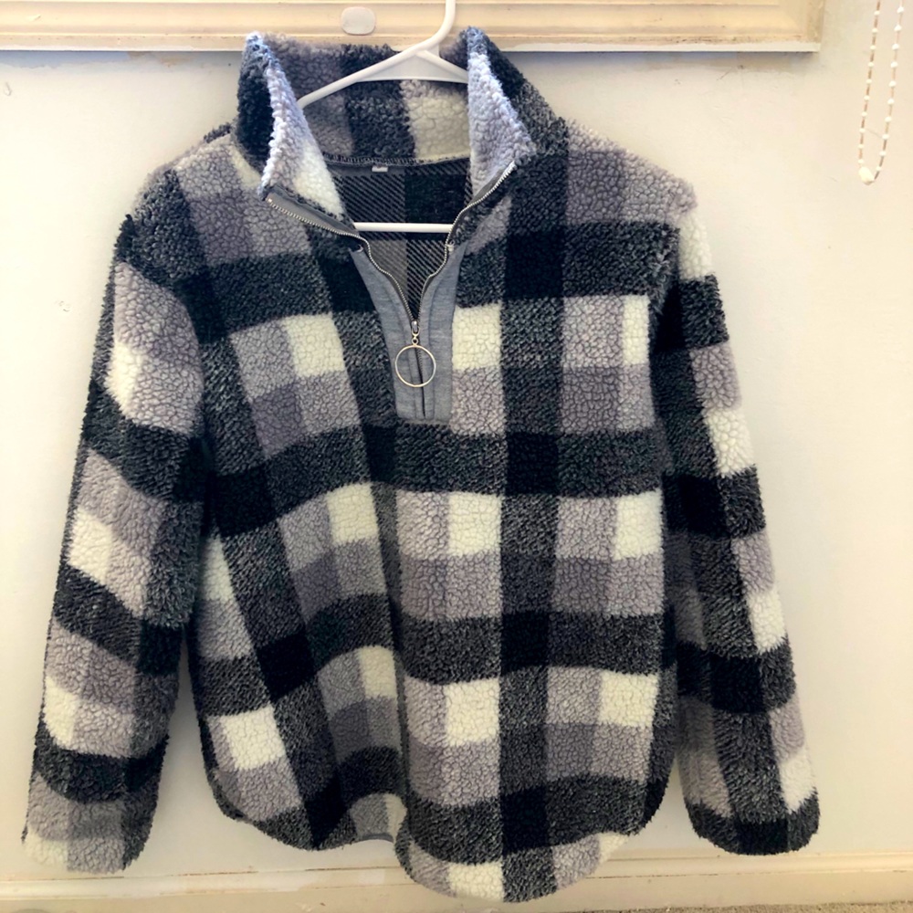 Sherpa checkered quarter zip